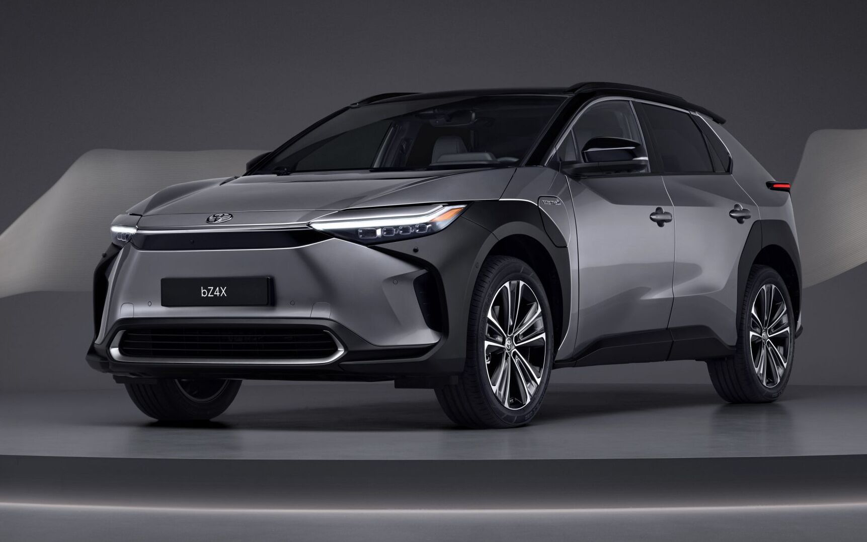 Vì sao Toyota liên tục lần lữa với xe thuần điện?