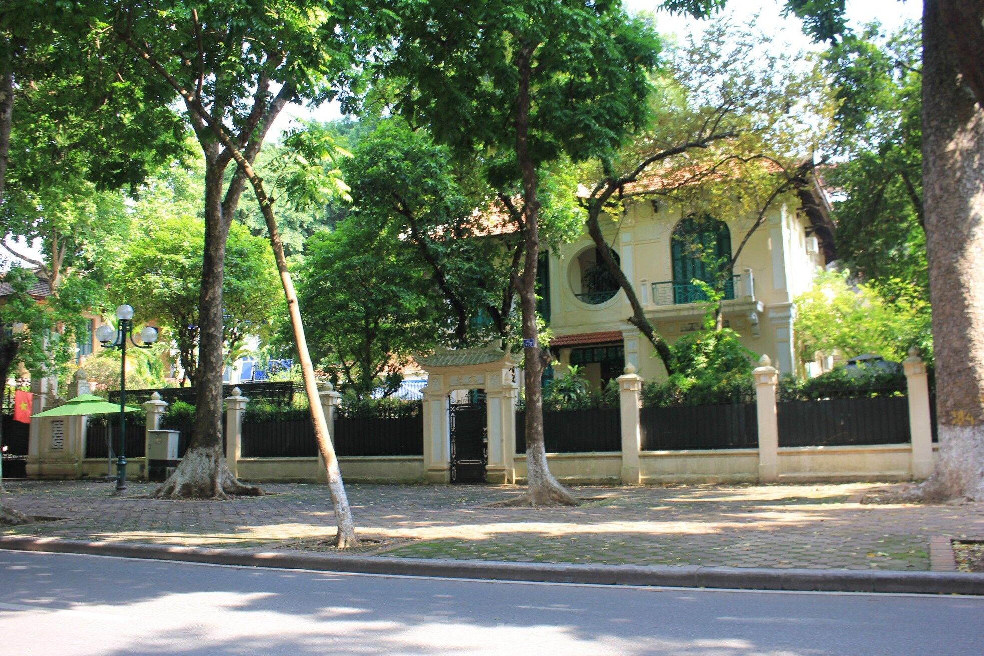 tp-net-dep-biet-thu-ha-noi2-1901.jpg