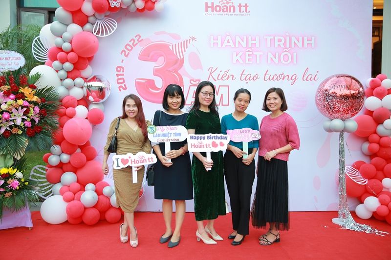 Công ty TNHH Đầu tư XNK HOAN TT long trọng tổ chức Lễ kỷ niệm 3 năm thành lập