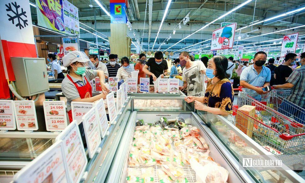 Học phí, giá nhà cùng tăng đẩy chỉ số giá tiêu dùng tháng 10 tăng 4,3% so với cùng kỳ