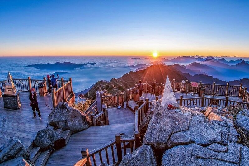 Top 3 dinh nui linh thieng nhat Viet Nam, ai cung muon den mot lan-Hinh-11