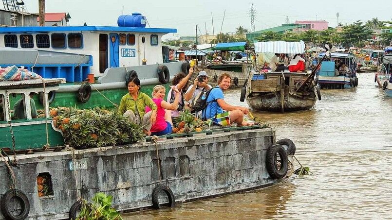 Về miền Tây trải nghiệm 7 chợ nổi hấp dẫn du khách