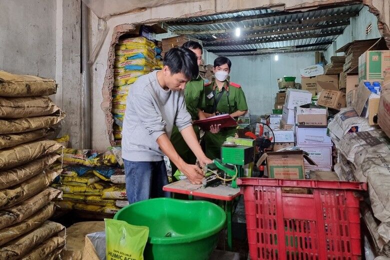 giả mạo phân bón
