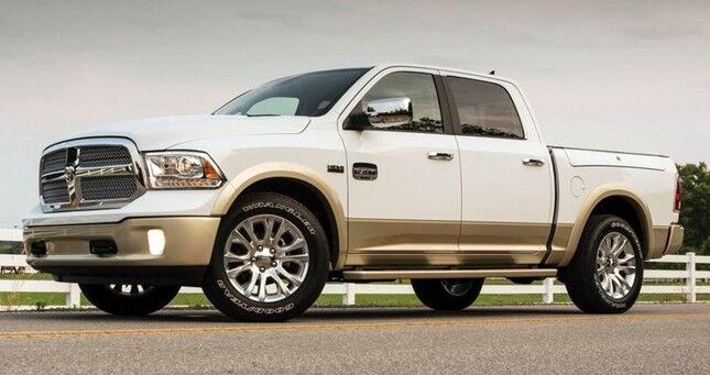 2013-ram-1500-side-view-363.jpg