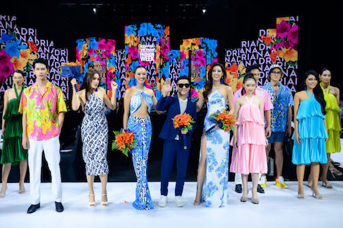 5.-NTK-Adrian-Anh-Tuan-cung-dan-model-trong-BST-Lang-du-tai-AVIFW-SS-2022.jpg