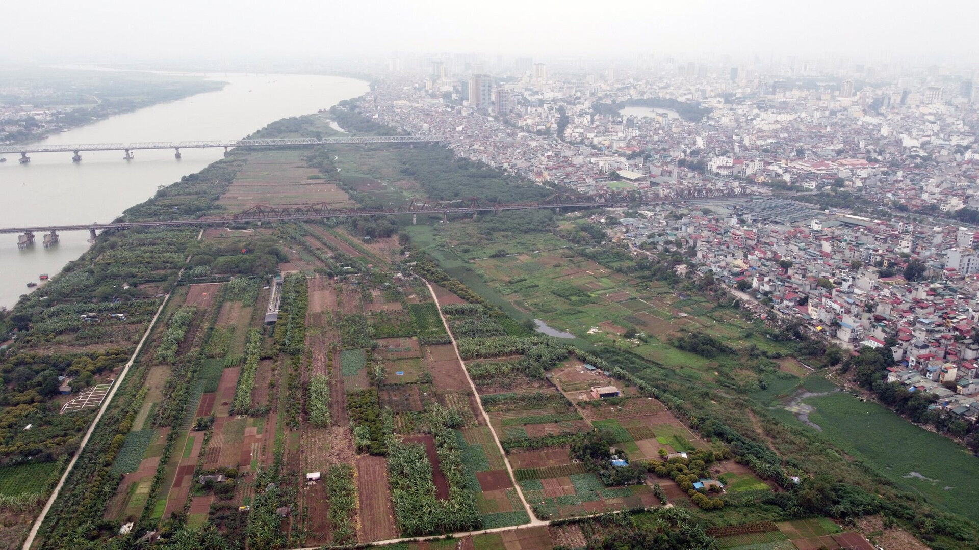 bãi giữa Sông Hồng
