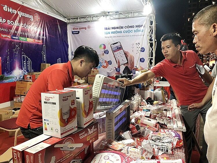 thang-khuyen-mai-ha-noi-nam-202220221104213809-0802.jpg
