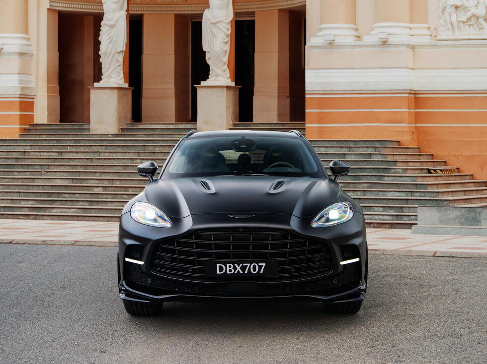 aston-martin-dbx707-15-16676959179311452071941-1669885668992160650373.jpeg