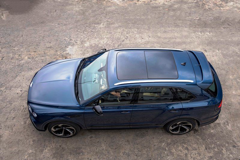 Hé lộ những hình ảnh đầu tiên của Bentley Bentayga S 2022