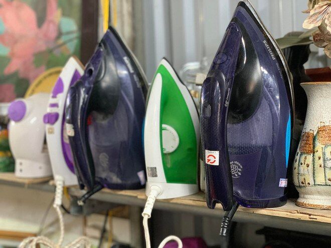 Lần đầu đi chợ đồ cũ Vạn Phúc: lạc vào thiên đường đồ gia dụng cũ người mới ta, toàn món xịn mà giá cực mềm chỉ từ 50k - Ảnh 9. Lần đầu đi chợ đồ cũ Vạn Phúc: lạc vào thiên đường đồ gia dụng cũ người mới ta, toàn món xịn mà giá cực mềm chỉ từ 50k - Ảnh 9.
