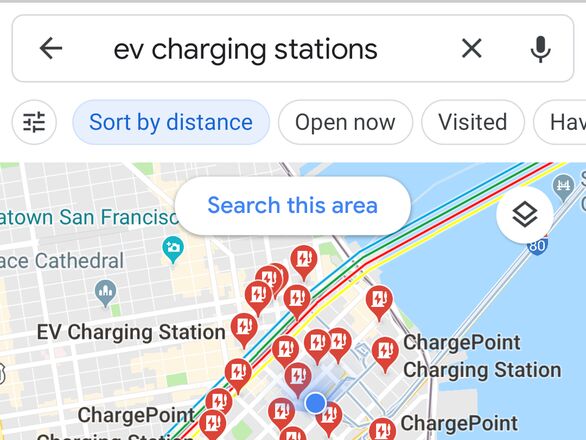 Google Maps thử nghiệm tính năng chỉ đường riêng cho xe điện, hybrid - Ảnh 1.