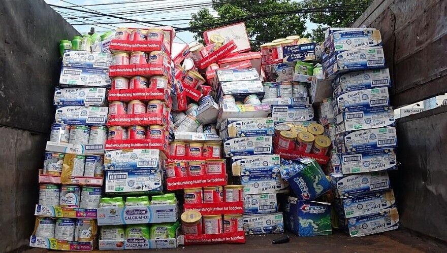 Long An: Tiêu hủy lô sữa và thực phẩm chức năng có giá trị lên đến hàng tỷ đồng