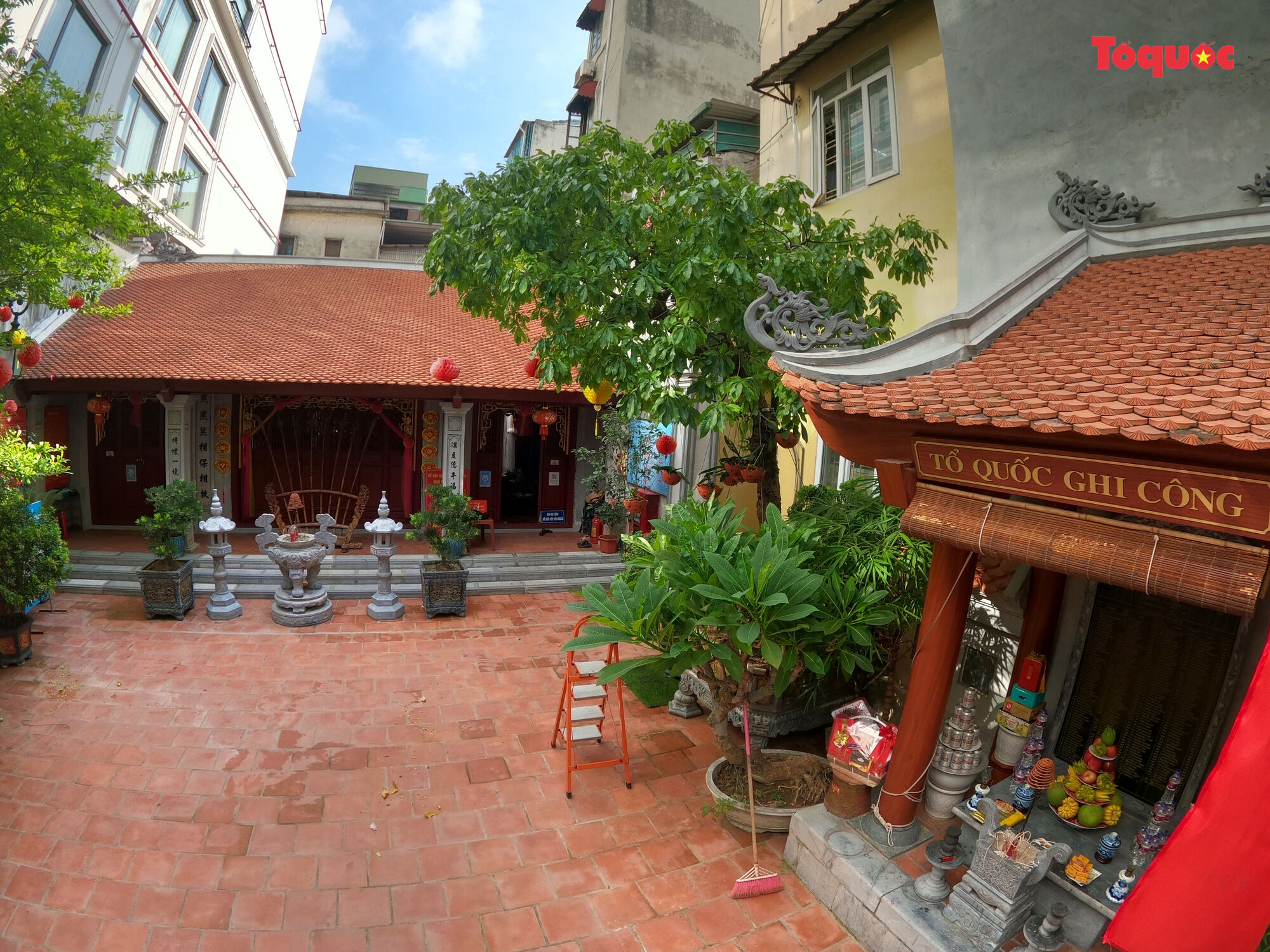 Ngôi đền thờ thần lửa duy nhất ở Hà Nội - Ảnh 12. Ngôi đền thờ thần lửa duy nhất ở Hà Nội - Ảnh 12.