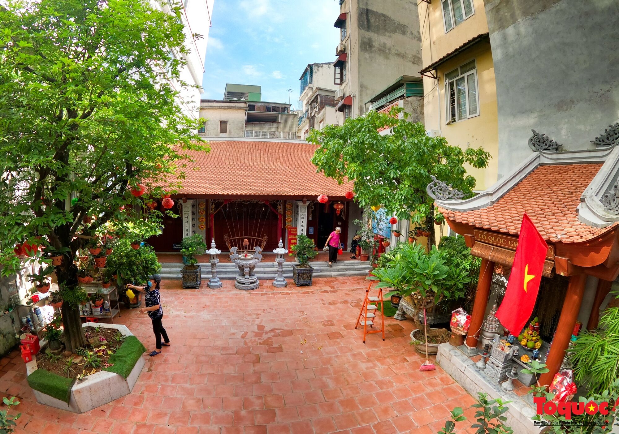 Ngôi đền thờ thần lửa duy nhất ở Hà Nội - Ảnh 1.