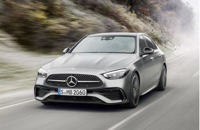Gần 7.000 xe Mercedes-Benz C 300 đời 2022 bị triệu hồi vì có khả năng chập điện