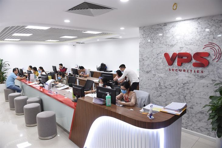 VPS bị xử phạt vì cho vay margin quá sức mua và nhân viên chưa có chứng chỉ hành nghề