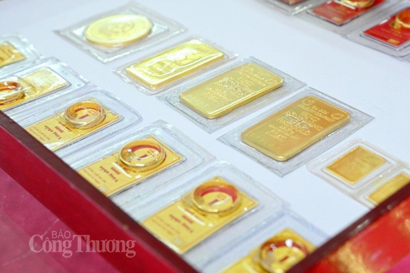Giá vàng hôm nay ngày 20/10/2023, giá vàng SJC, giá vàng 9999, giá vàng 24k, giá vàng 18k 20/10/2023. Ảnh: Cấn Dũng