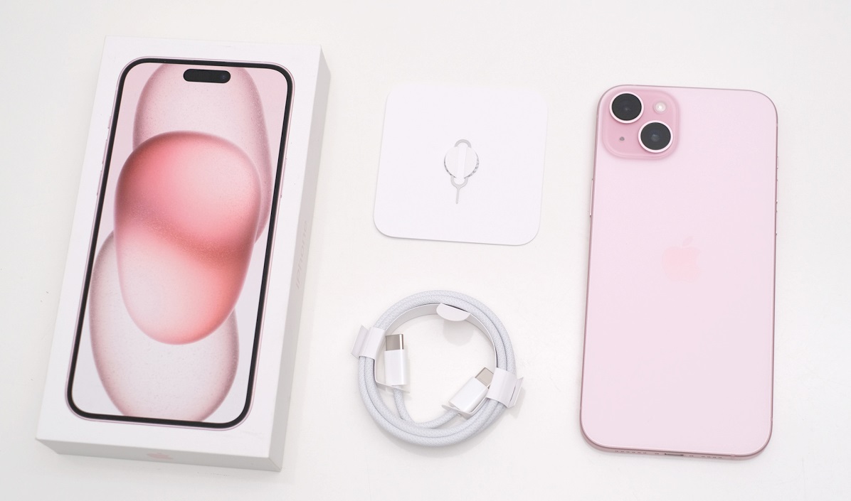 Mở hộp iPhone 15 Plus màu hồng