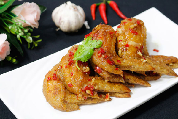 BẬT MÍ 2 MÓN NGON CÙNG NƯỚC MẮM VỚI CÔNG THỨC CỦA MẸ