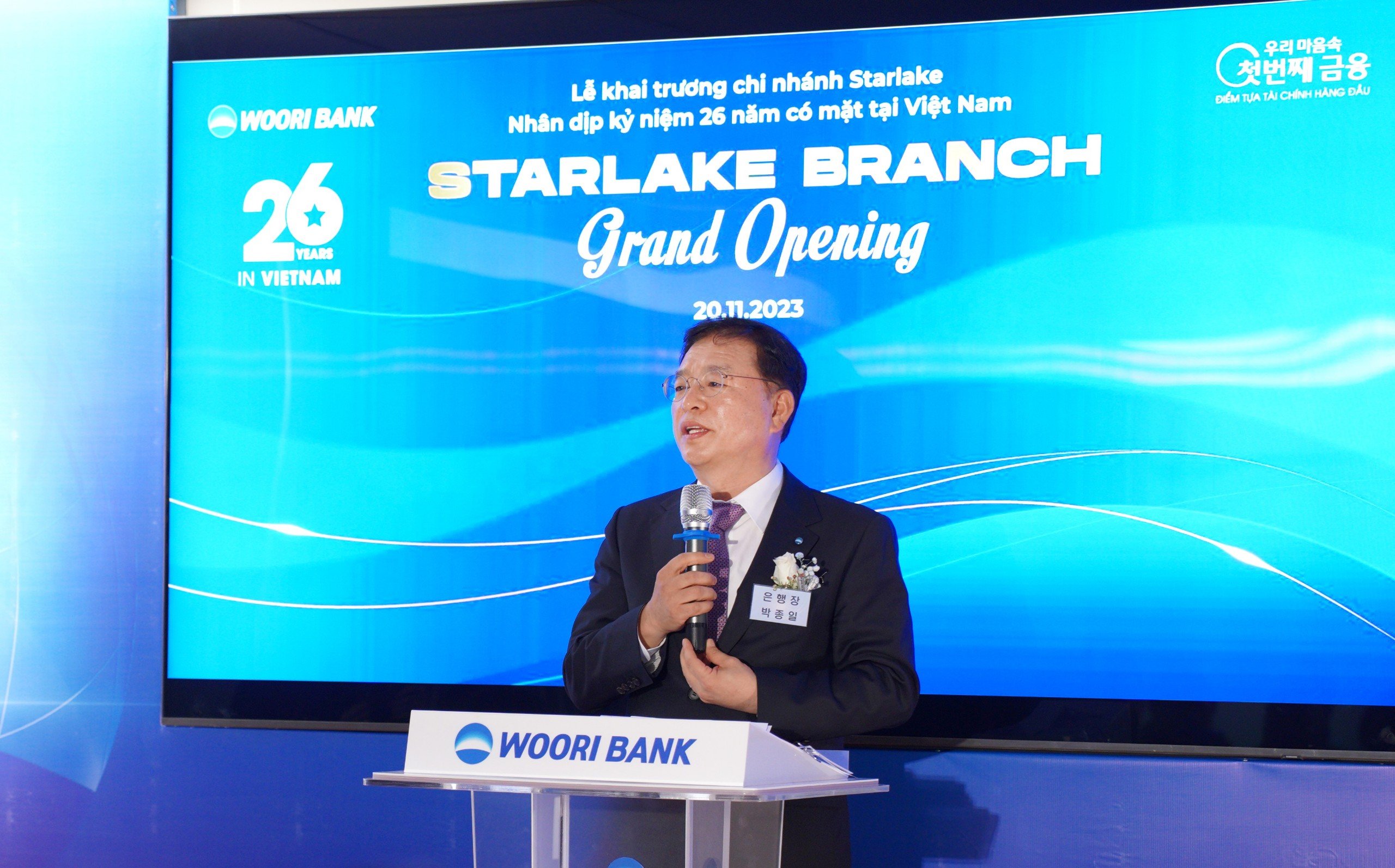 Ngân hàng Woori Việt Nam khai trương chi nhánh tại KĐT sầm uất Starlake Hà Nội