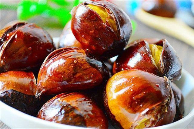 5 "không" khi ăn hạt dẻ ai cũng cần phải biết, đặc biệt là chị em phụ nữ!