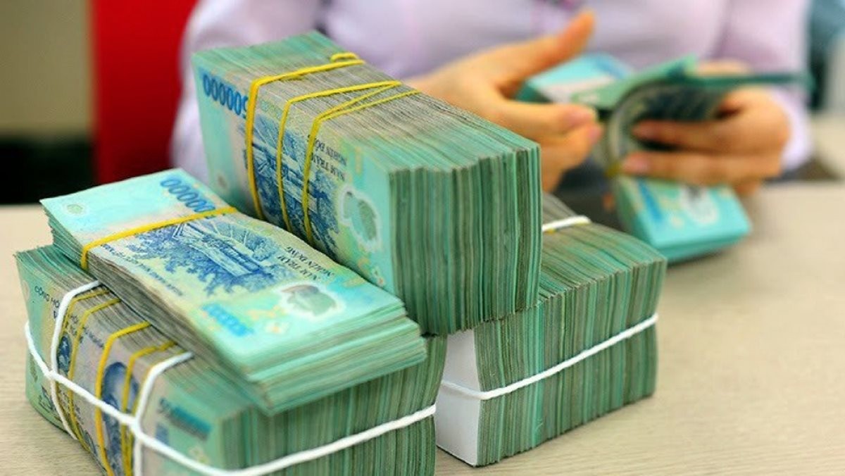 Lãi Suất Tiết Kiệm Giảm Sâu Tại Các Ngân Hàng Big4