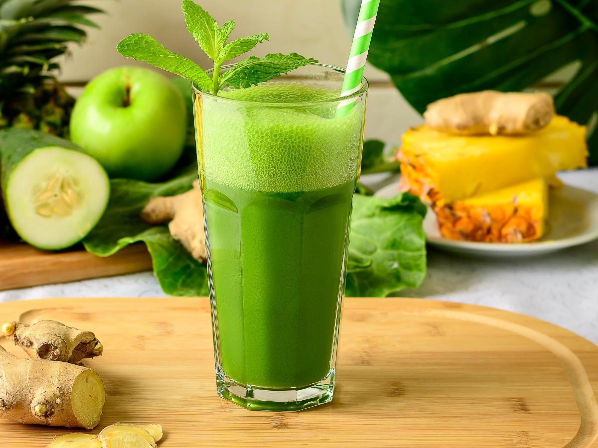 Loại nước chỉ cần 1 cây rau mà hạ mỡ máu rất tốt, giảm huyết áp, ngừa ung thư, luôn sẵn ở chợ Việt