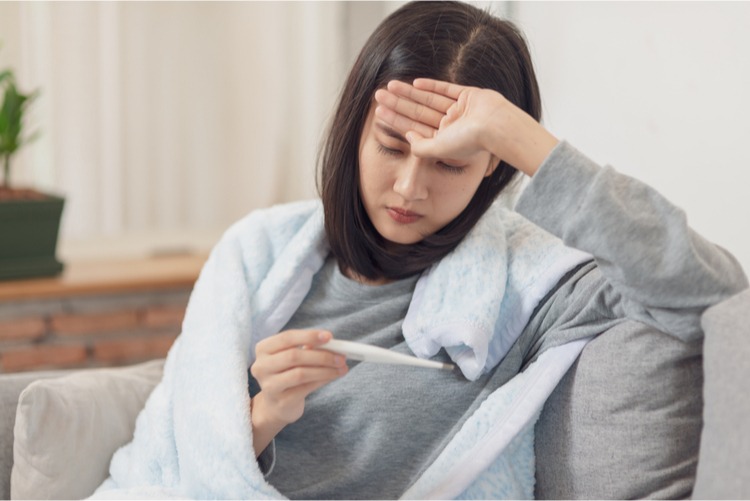 Bị ốm vẫn phải "chạy deadline": Những lưu ý để không phát tán virus cho cả công ty