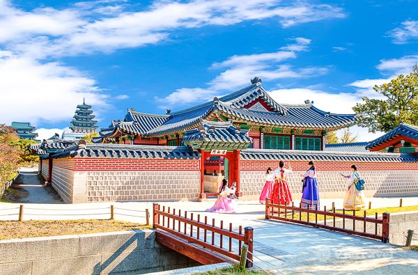 Vietravel tung ưu đãi với hành trình du xuân 2023