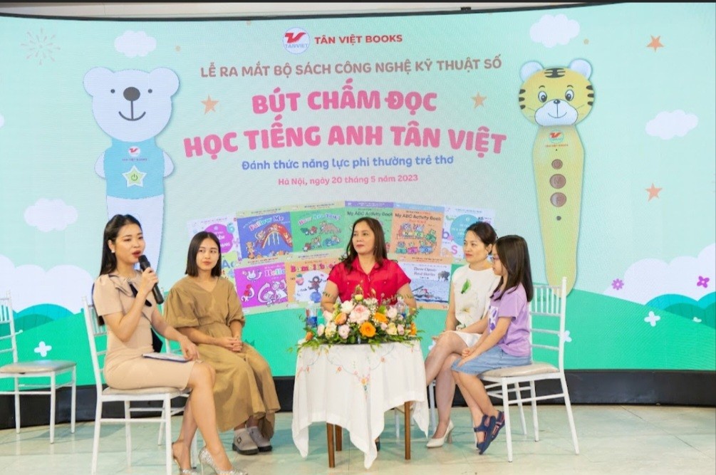 học tiếng Anh Tân Việt