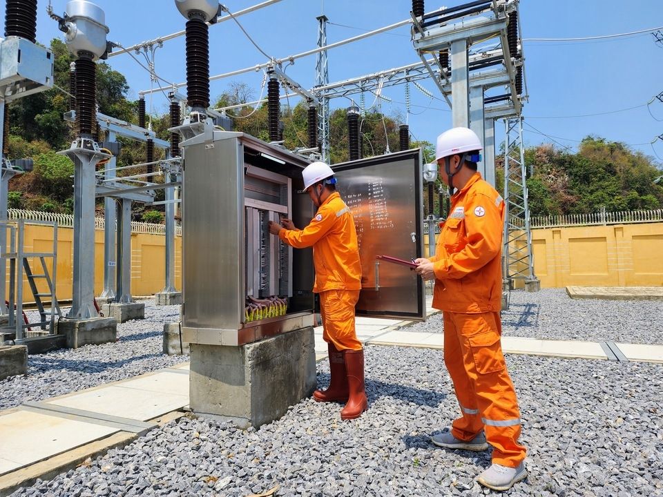 Giá điện tăng 3% từ hôm nay ( 4/5)