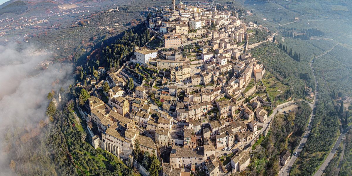 San Marino: Quốc gia “bí mật” nằm giữa lòng châu Âu, Giàu có, xinh đẹp, lâu đời bậc nhất thế giới nhưng ít ai biết đến
