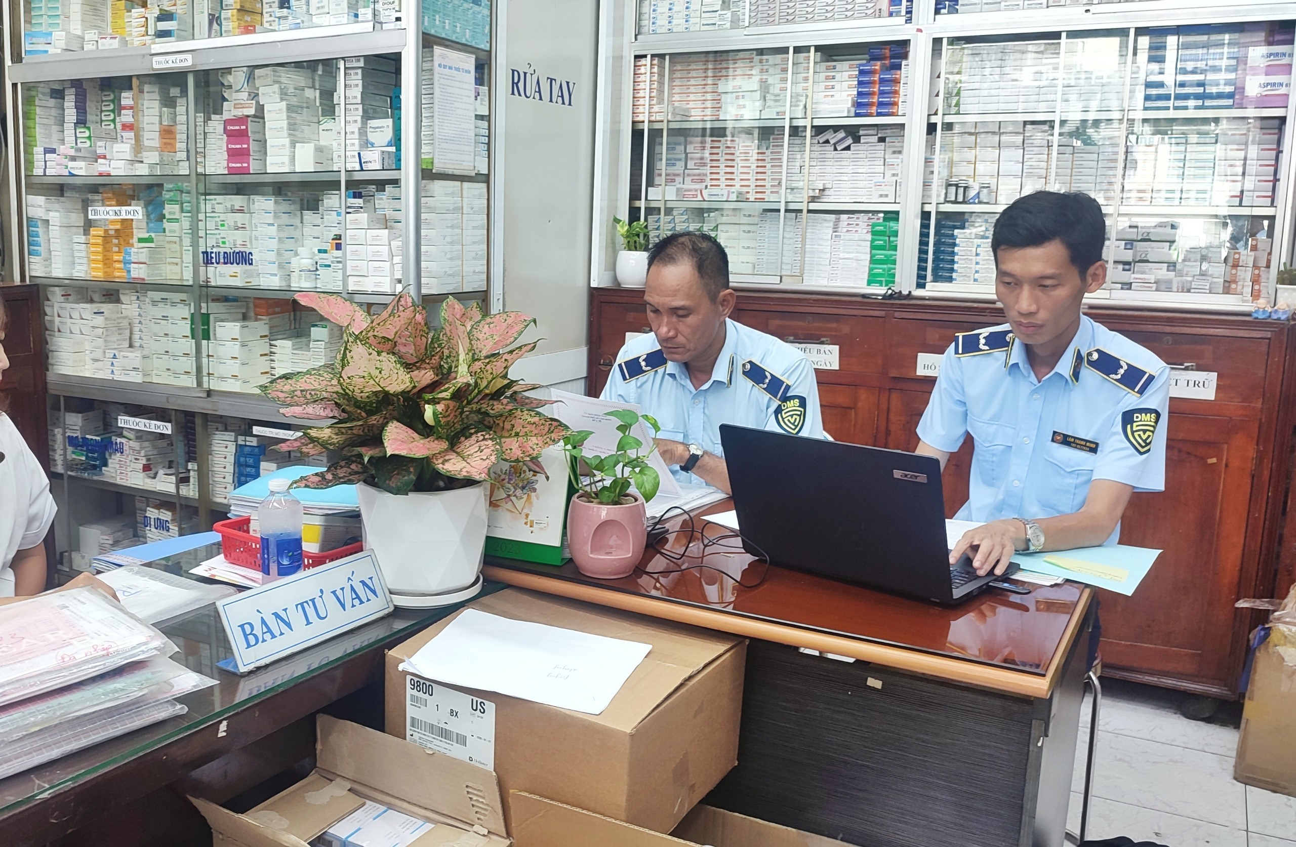 TP. Hồ Chí Minh: Phát hiện gần 8.000 sản phẩm tân dược, thực phẩm chức năng không hóa đơn chứng từ