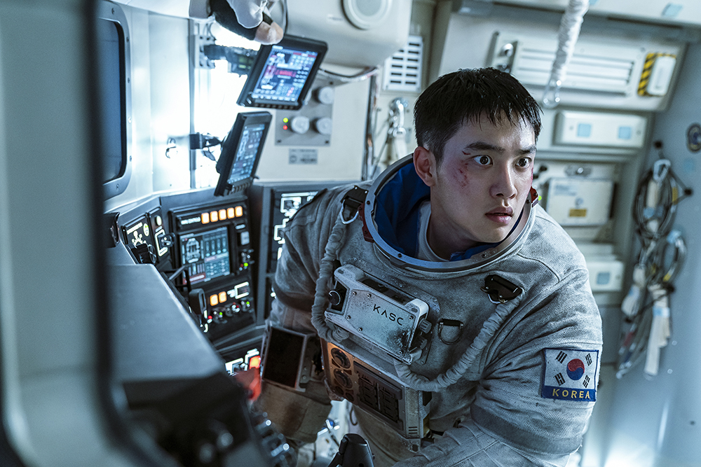 The Moon: Nhiệm Vụ Cuối Cùng