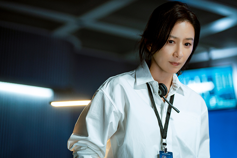 The Moon: Nhiệm Vụ Cuối Cùng