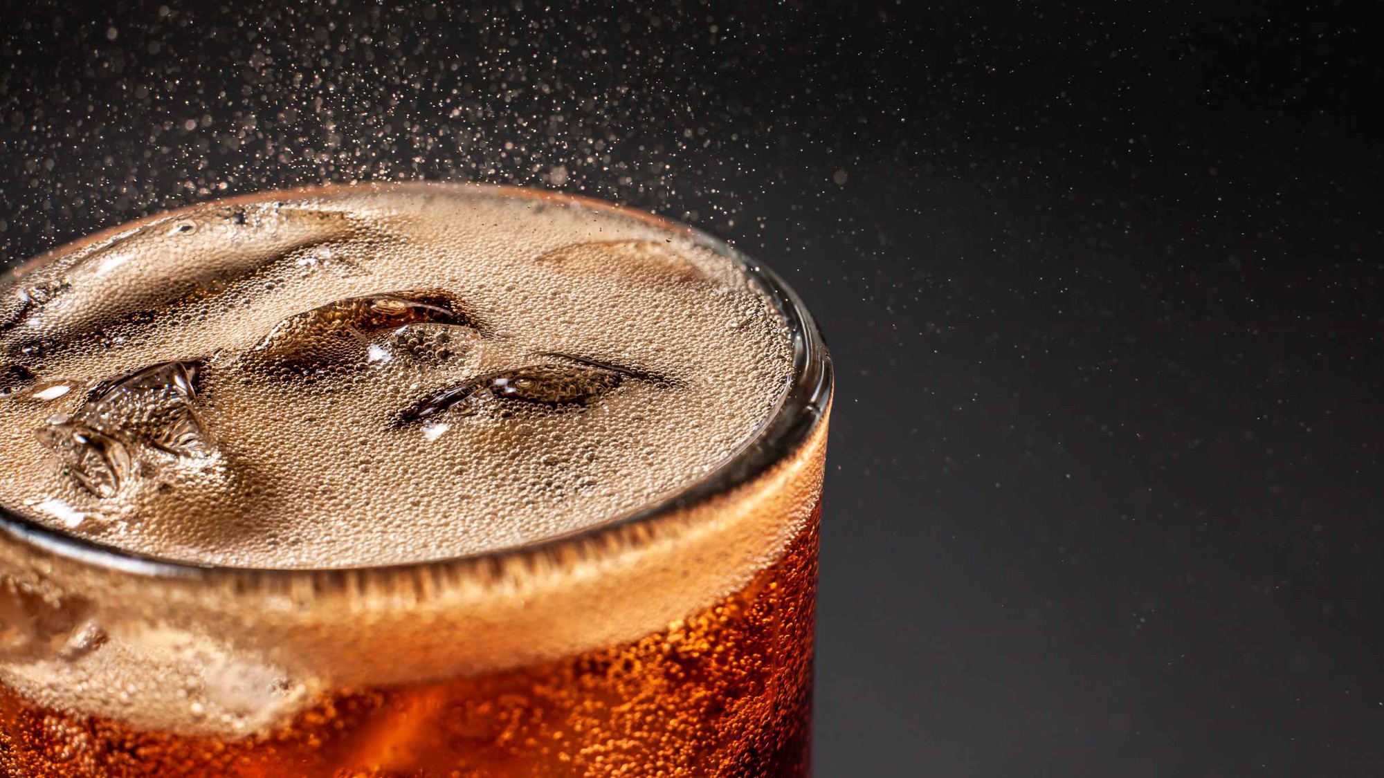 soda-drink-1688575651433609655157.jpg
