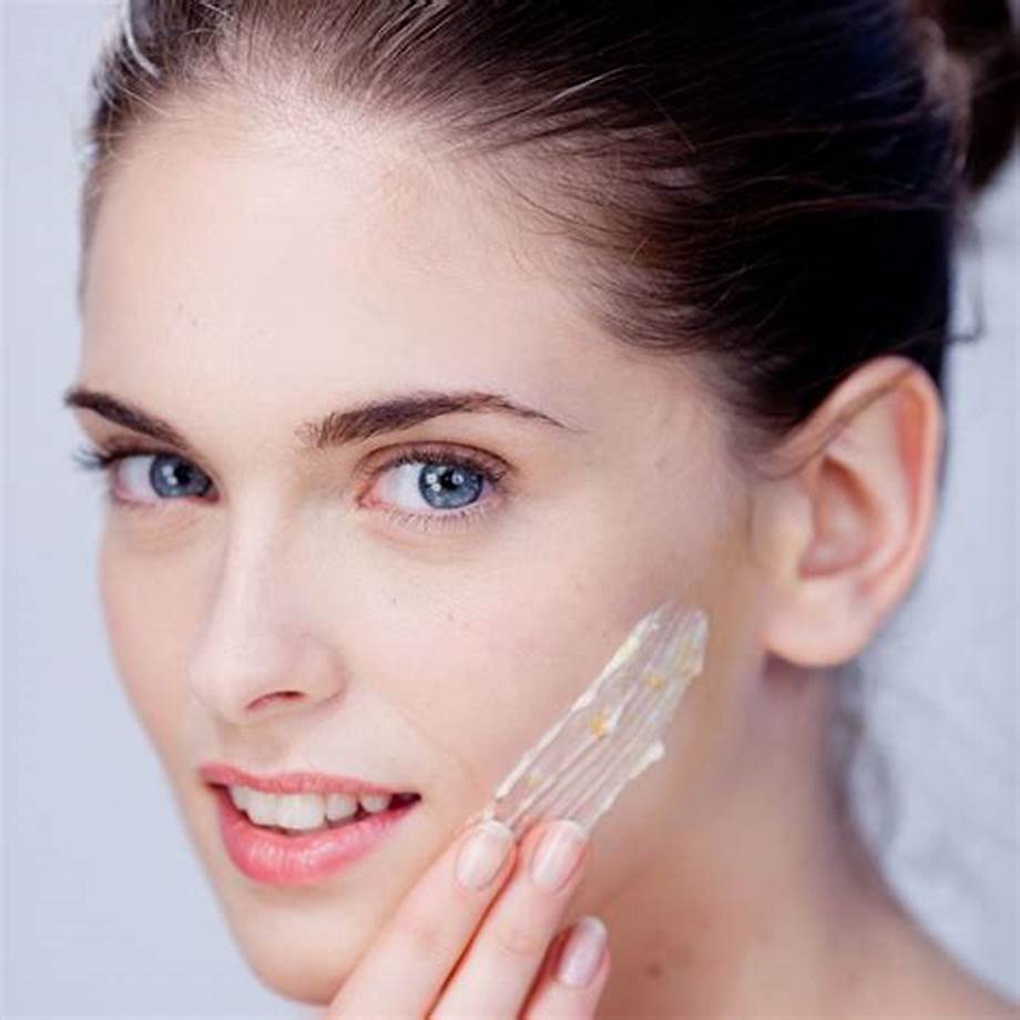 Sử dụng kem chống nắng đúng cách mà không phải ai cũng biết