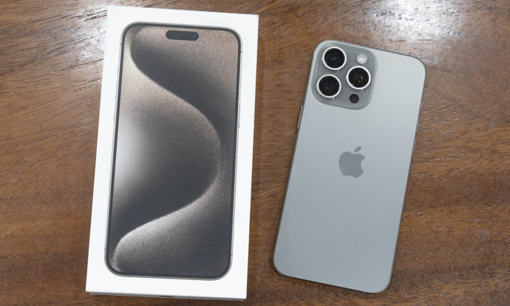 iPhone 15 xách tay giảm giá chục triệu đồng