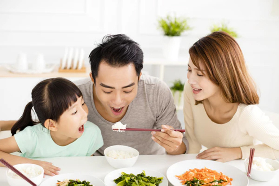 Bỏ ngay 5 thói quen xấu trong ăn uống để duy trì sức khỏe