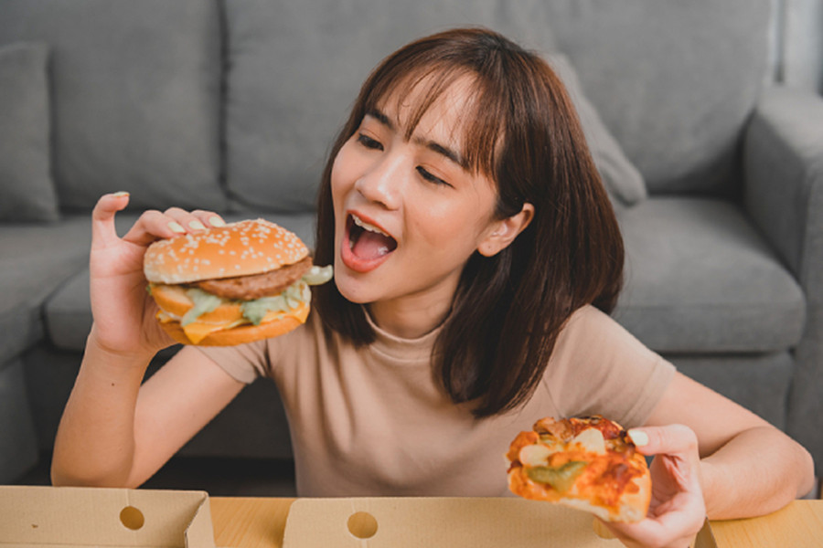 Bỏ ngay 5 thói quen xấu trong ăn uống để duy trì sức khỏe