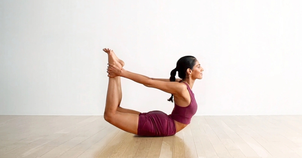 3 'chiêu' yoga dành riêng cho tín đồ phải làm việc cả ngày bên máy tính