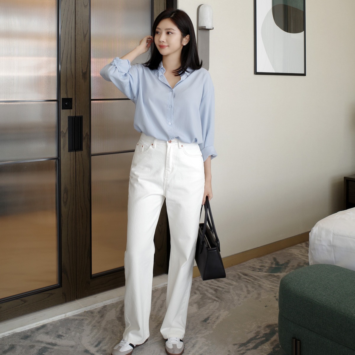 Tham khảo 10 công thức diện quần jeans theo phong cách tối giản để ghi điểm tinh tế