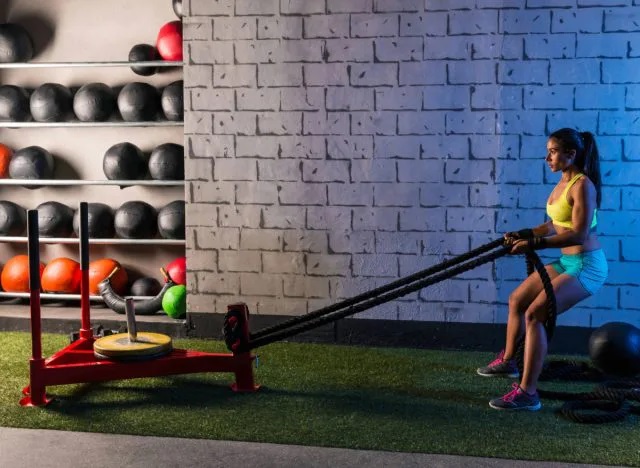 8 bài tập tim mạch tác động thấp để giảm cân