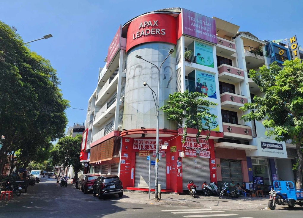 Ngỡ ngàng số tiền học phí khủng Apax Leaders của Shark Thủy còn nợ phụ huynh trước khi vướng vào vòng lao lý!