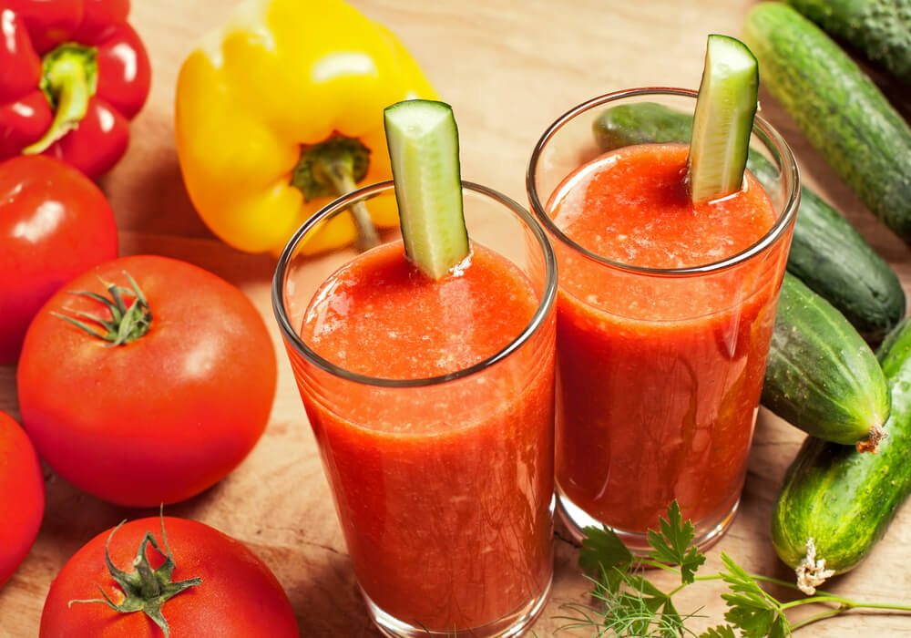 nuoc-ep-ca-chua-dua-chuot-truejuice-1713173573391571715610.jpg