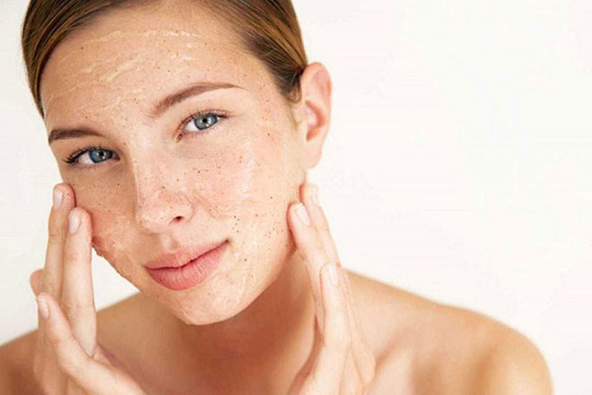 Những Sai Lầm Khi Skincare Khiến Mụn Đầu Đen Mãi Không Hết