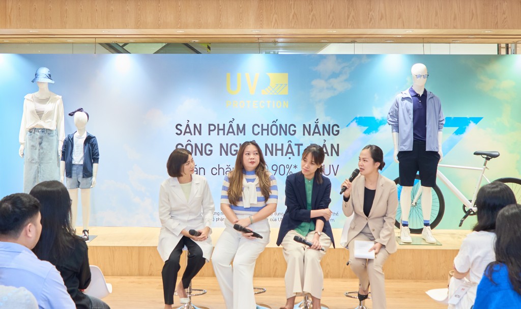 2-dai-dien-uniqlo-cung-cac-khach-moi-thao-luan-tai-toa-dam-tim-hieu-ve-tia-uv20240404154937.jpg?rt=20240404154945