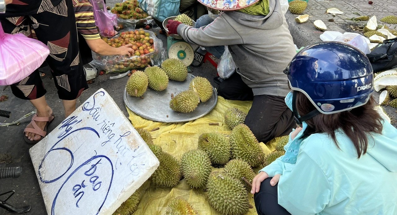 Loạn giá sầu riêng ở Thành phố Hồ Chí Minh