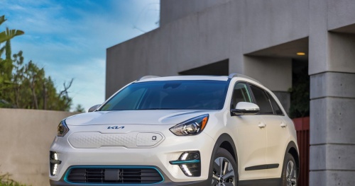 Hơn 2.200 xe điện Kia Niro 2022 bị triệu hồi do nguy cơ bốc cháy khi sạc