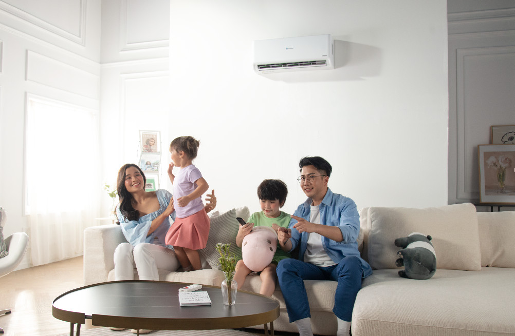 Trẻ em, người già và phụ nữ mang thai dễ mắc các bệnh hô hấp do thời tiết có những thay đổi thất thường